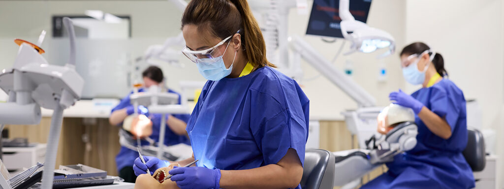 ADC_Dentists_overview_2560_960